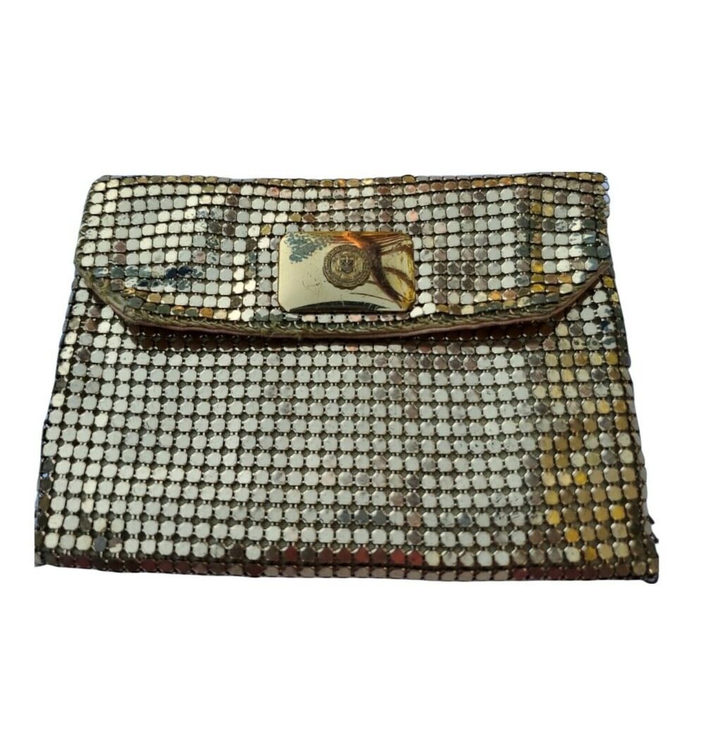 Vintage Whiting & Davis gold mesh, chainmail coin purse with Notre Dame crest